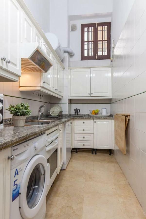 A4 Centro De Catedral Santa Cruz Parking Privado Opcional Appartement Séville